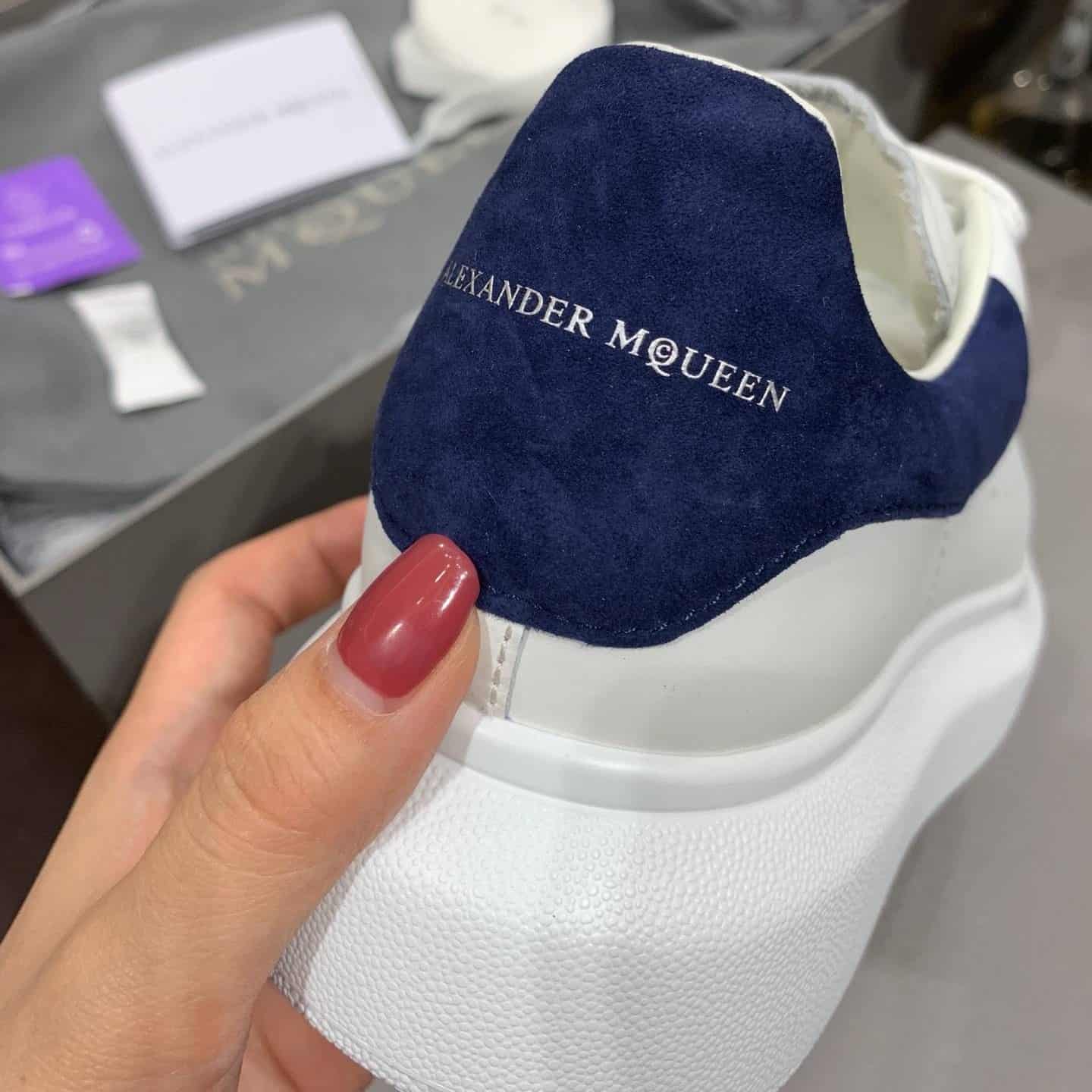 A1exa*der Mcqv*en Sneaker Dupe - AM10