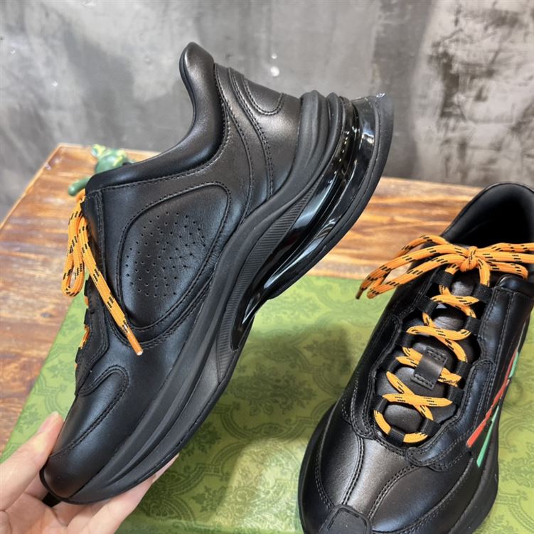 Gvc*1 RUN SIDE-STRIPE SNEAKERS   GCC095