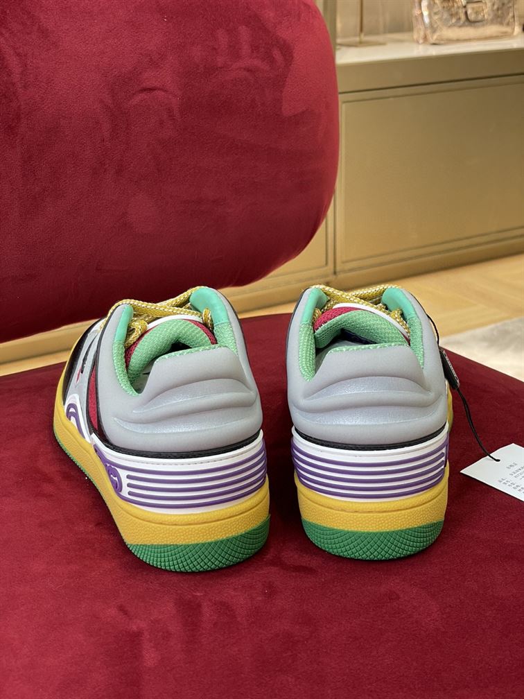 Gvc*1 BASKET SNEAKER IN BLACK DEMETRA   GCC111