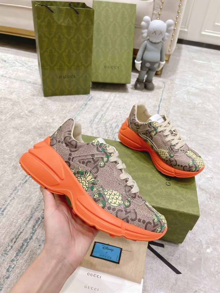 Gvc*1 PINEAPPLE MEN S RHYTON SNEAKER   GCC107