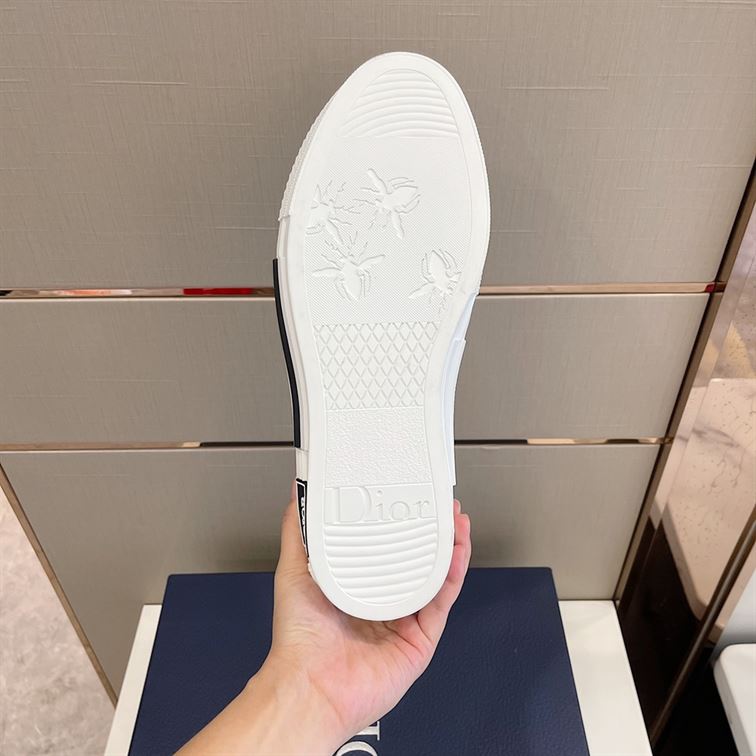 D10r B23 LOW-TOP SNEAKER   DO017