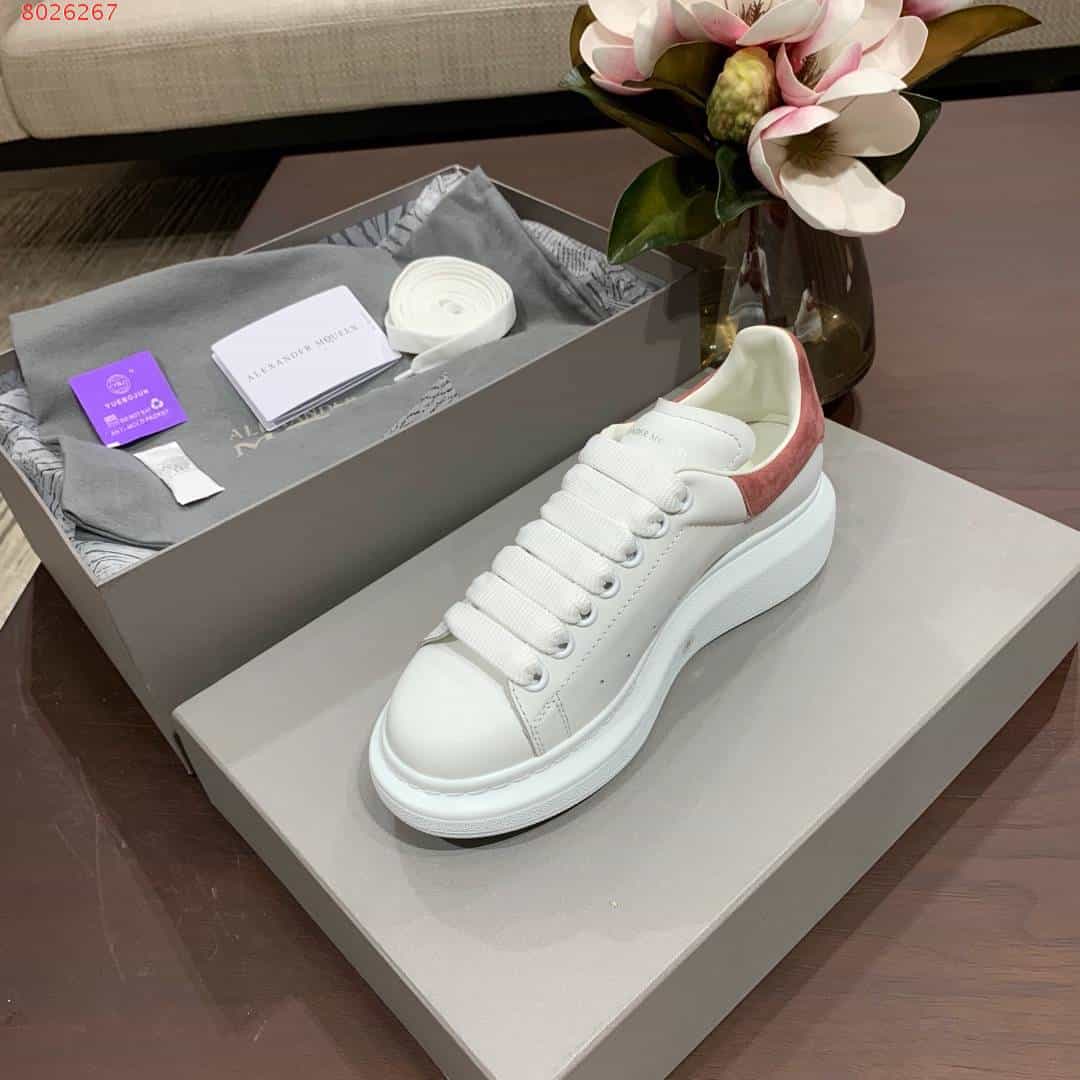 A1exa*der Mcqv*en Sneaker Dupe - AM8