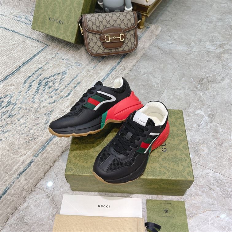 Gvc*1 RHYTON SNEAKER IN RED BLACK   GCC099