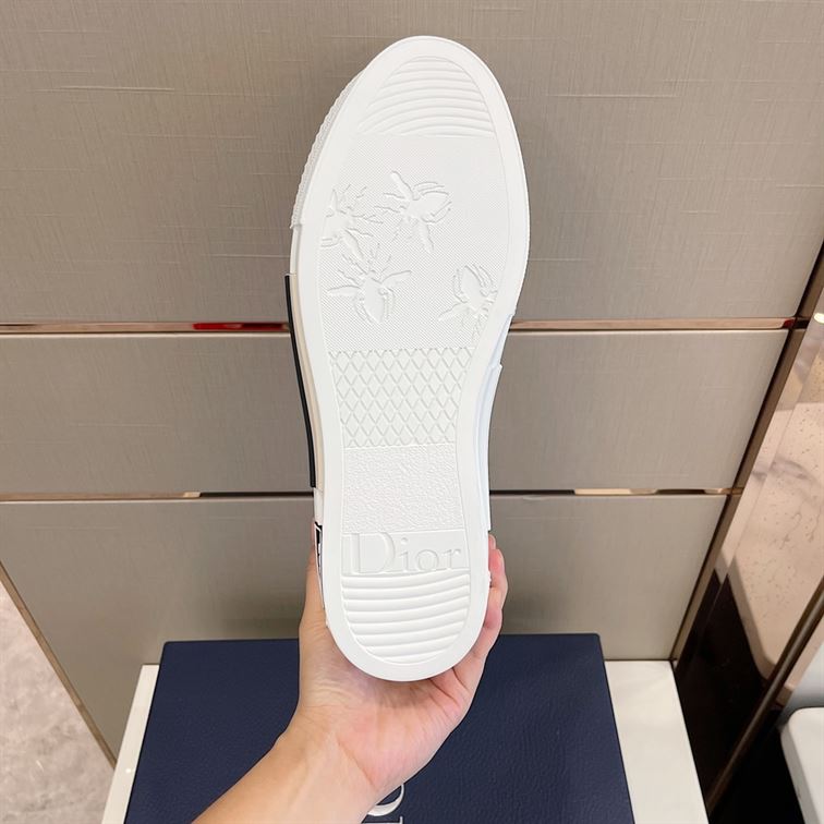 D10r B23 LOW-TOP SNEAKER   DO019