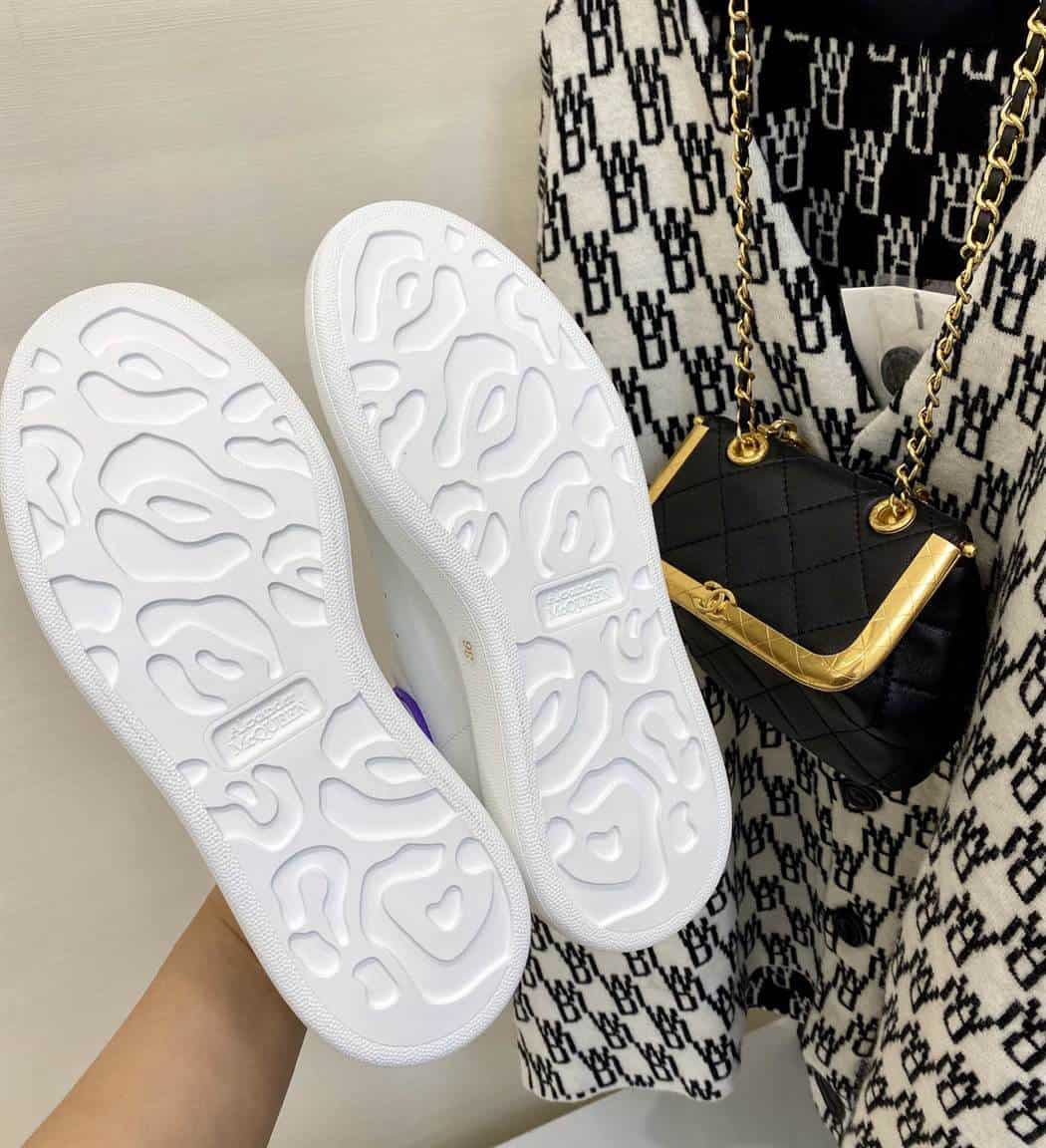 A1exa*der Mcqv*en SNEAKER   AM25