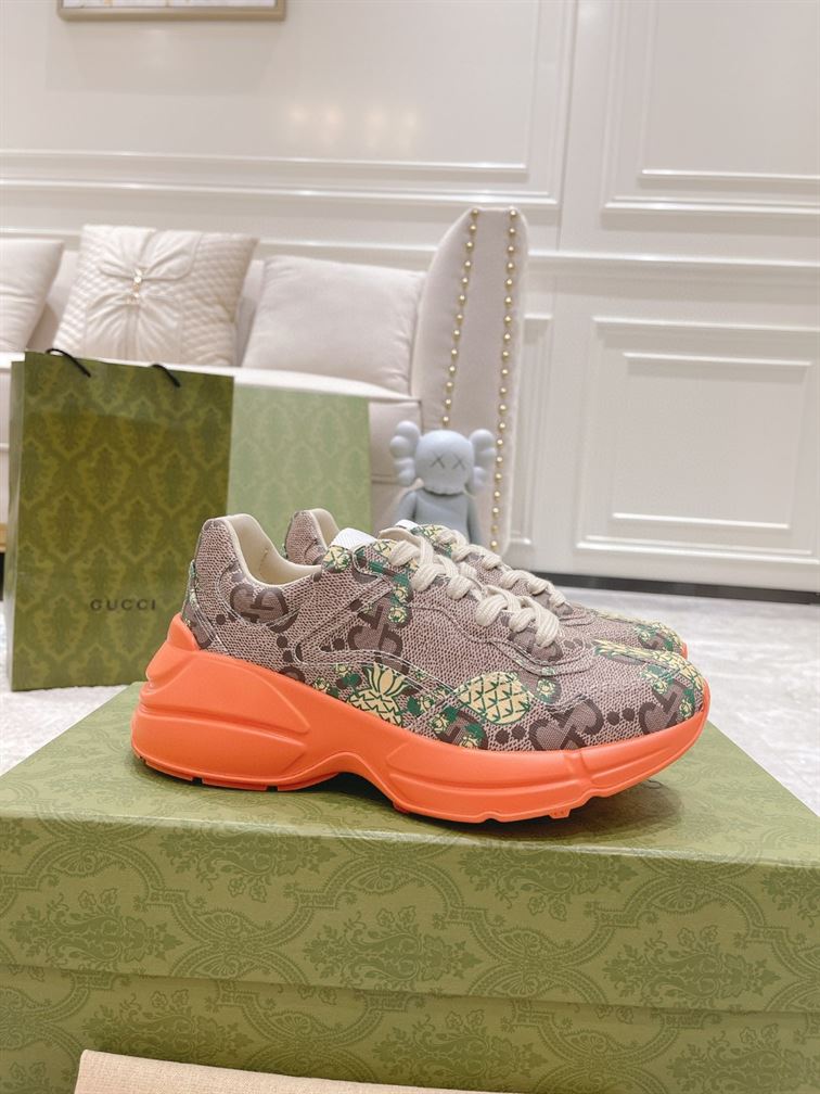 Gvc*1 PINEAPPLE MEN S RHYTON SNEAKER   GCC107