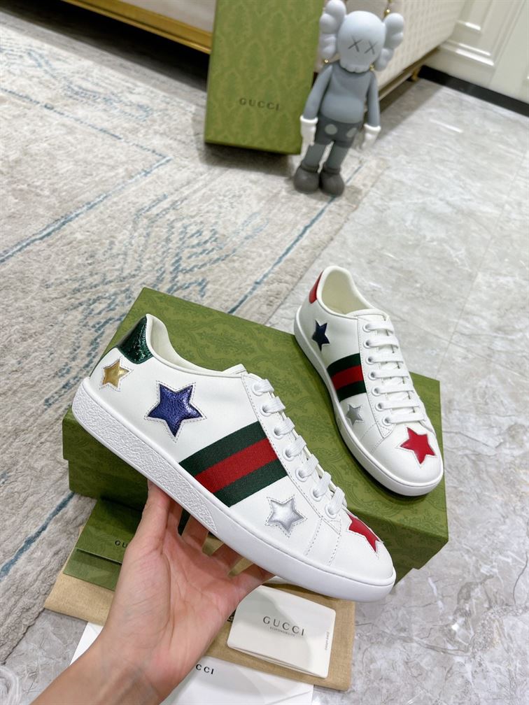 Gvc*1 Dupes Shoes ACE EMBROIDERED SNEAKER   GCC088