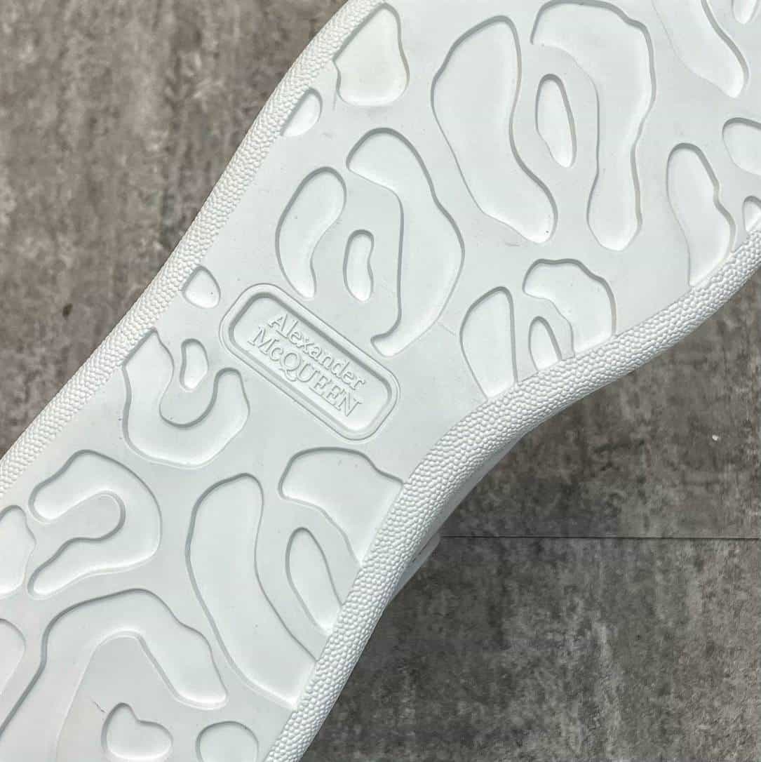 A1exa*der Mcqv*en SNEAKER   AM22