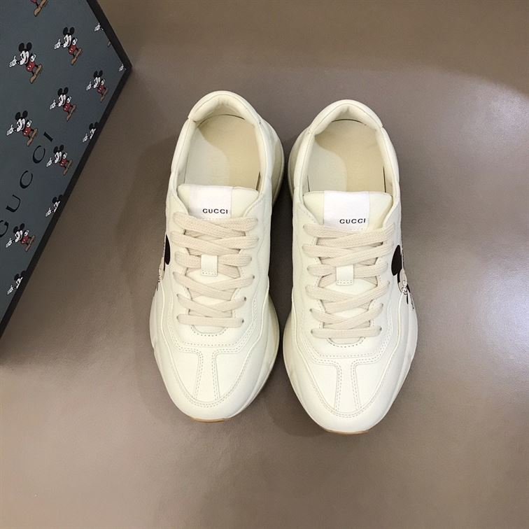 Gvc*1 RHYTON X DISNEY   GCC011