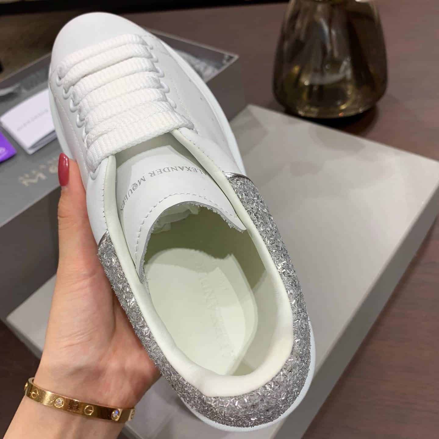 A1exa*der Mcqv*en Sneaker Dupe - AM15