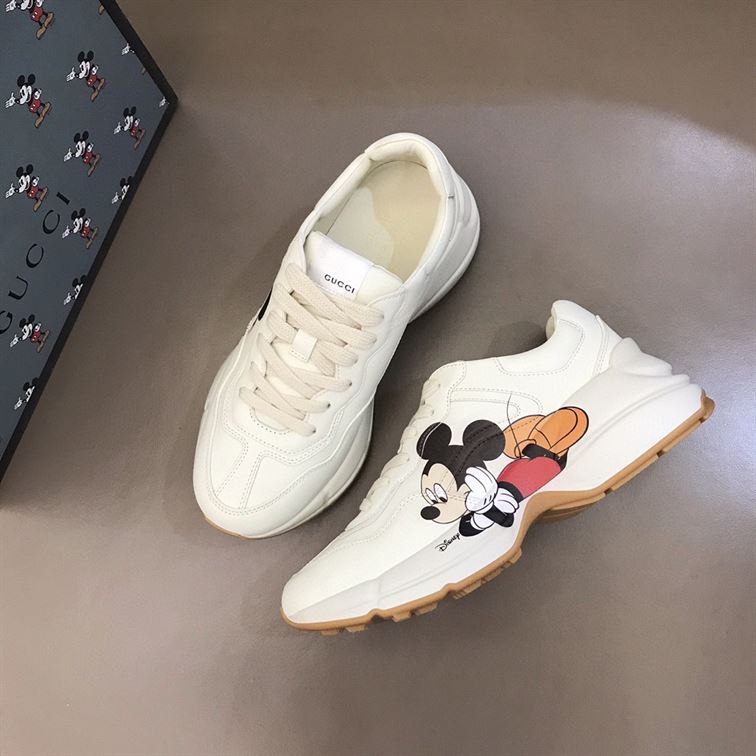 Gvc*1 RHYTON X DISNEY   GCC011