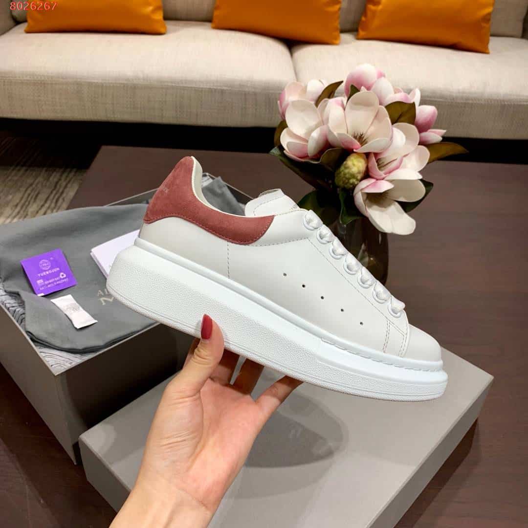 A1exa*der Mcqv*en Sneaker Dupe - AM8