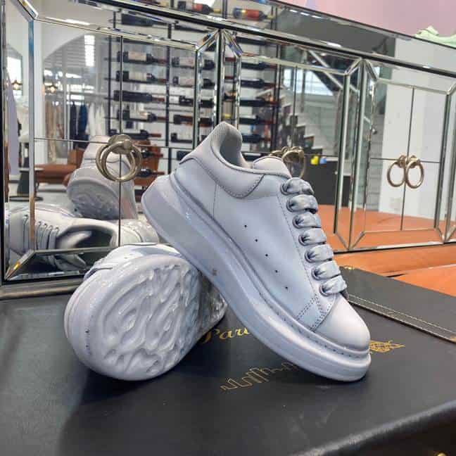 A1exa*der Mcqv*en SNEAKER   AM10