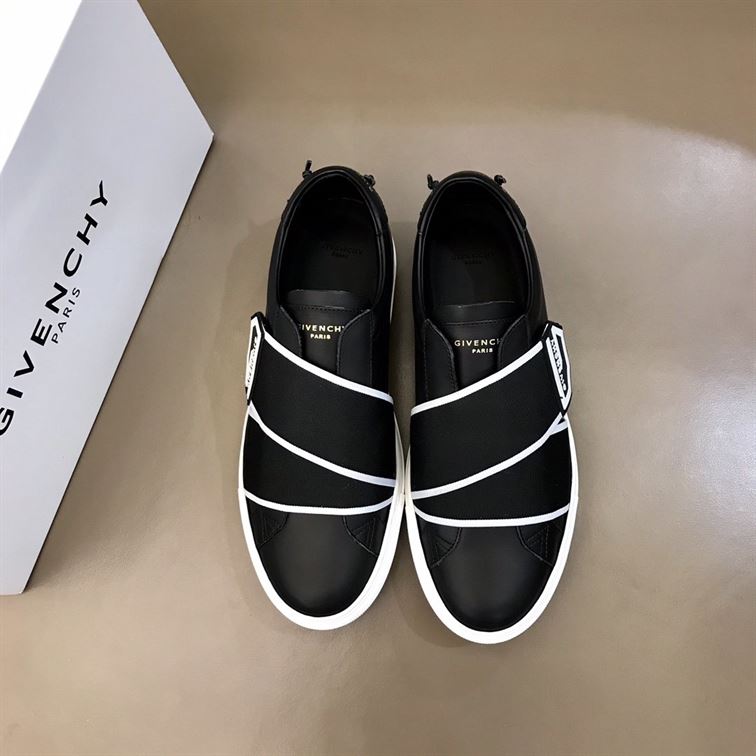 GIVENCHY ELASTICATED LOGO STRAP SNEAKERS   GVC005