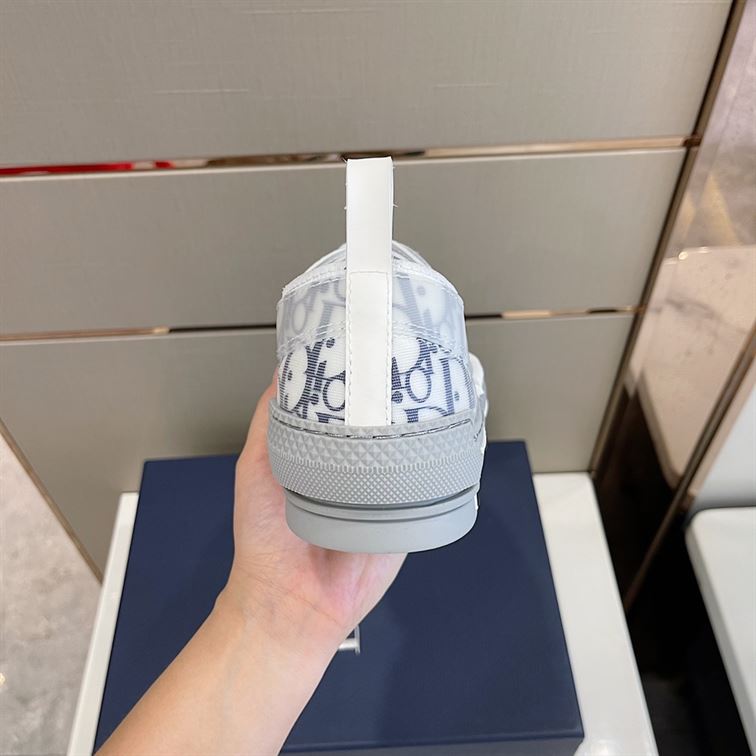 D10r B23 LOW-TOP SNEAKER   DO015