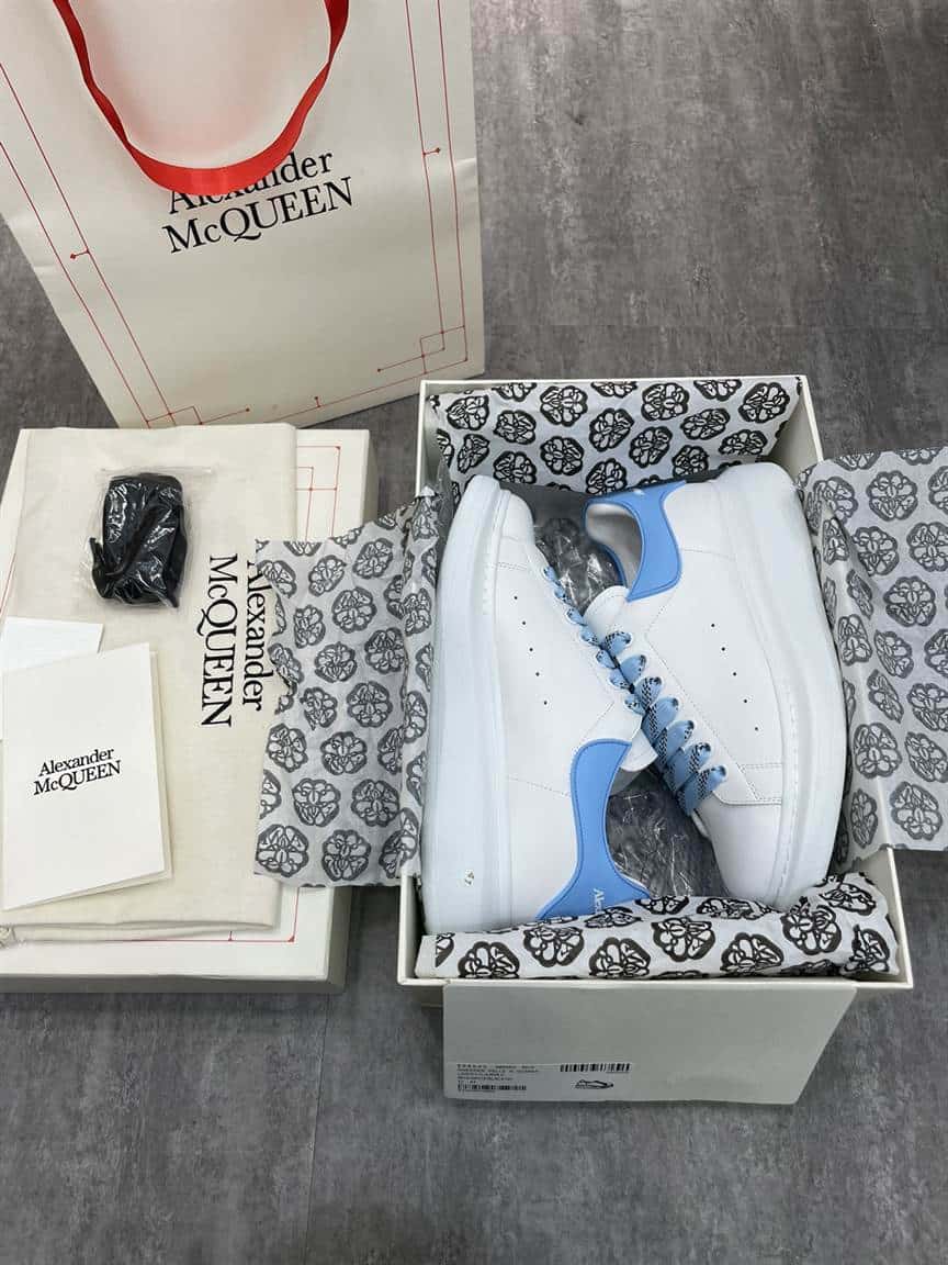 A1exa*der Mcqv*en SNEAKER   AM21