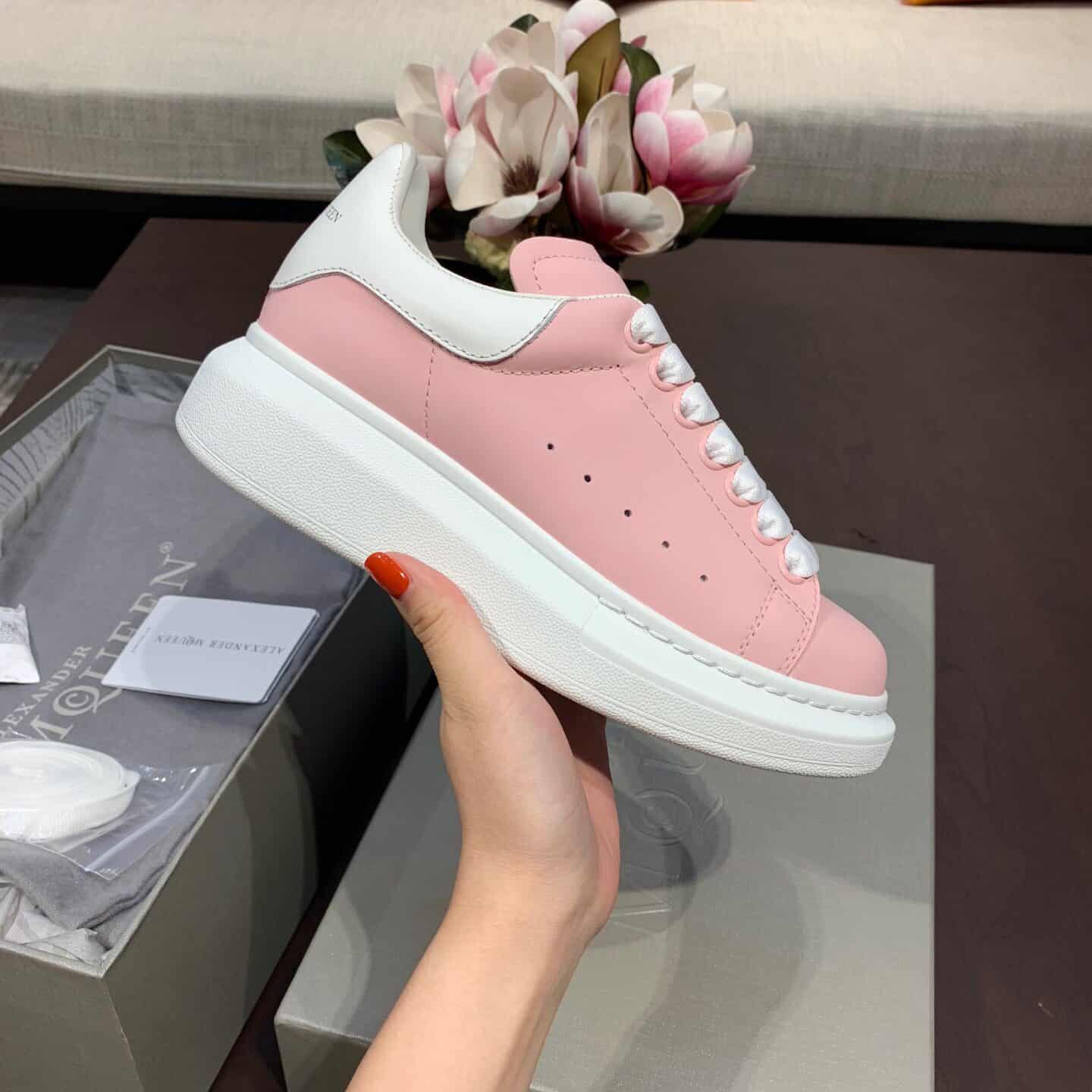 A1exa*der Mcqv*en Sneaker Dupe - AM4