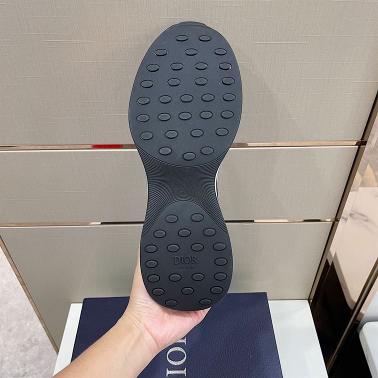 D10r B25 RUNNER SNEAKER   DO067