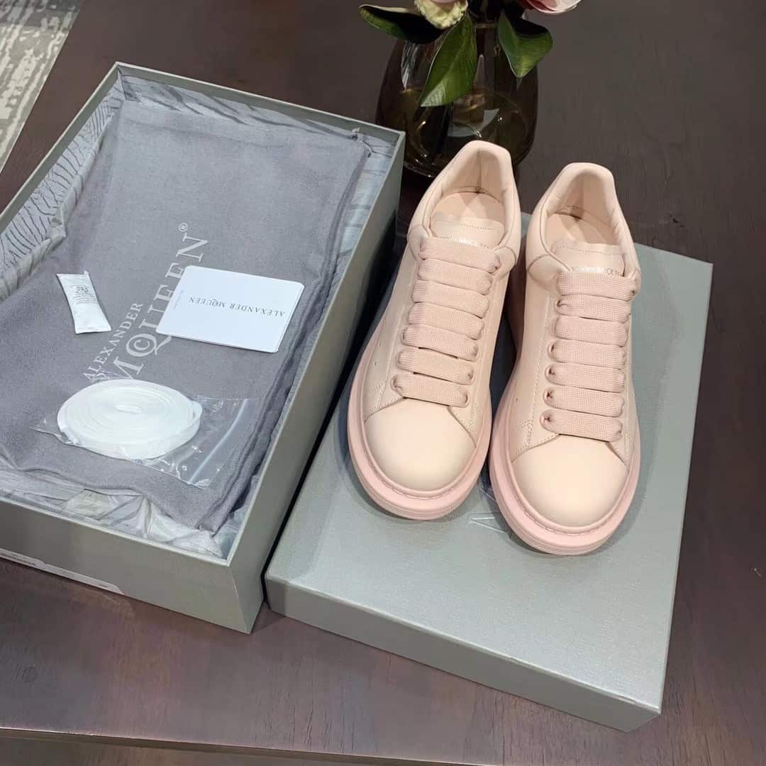 A1exa*der Mcqv*en Sneaker Dupe - AM1