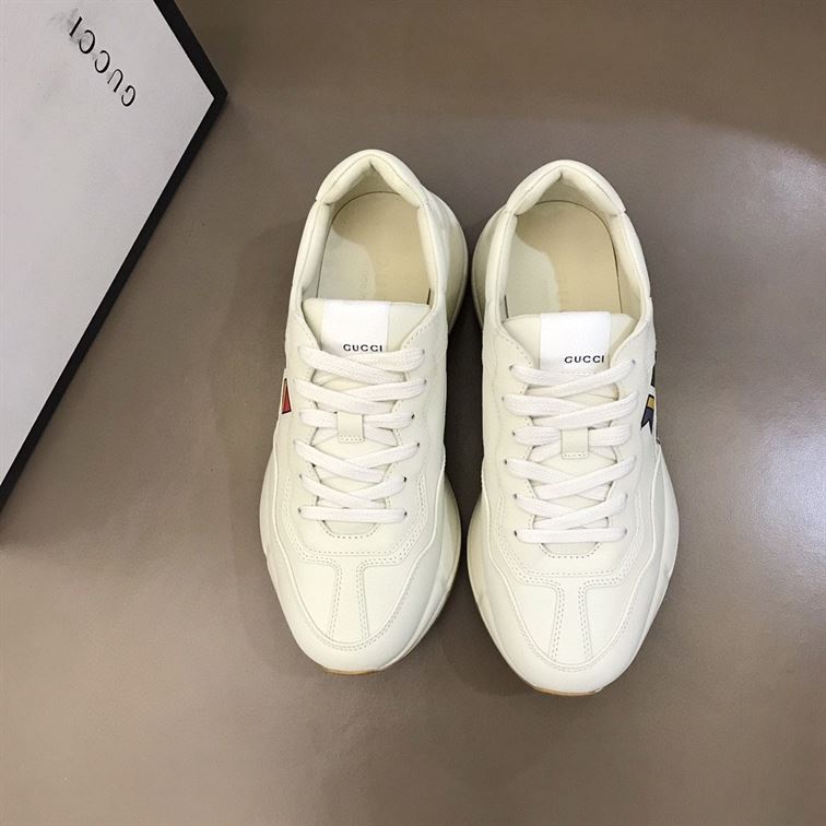 Gvc*1 RHYTON  WORLDWIDE  FLAG-PRINTED SNEAKER   GCC010