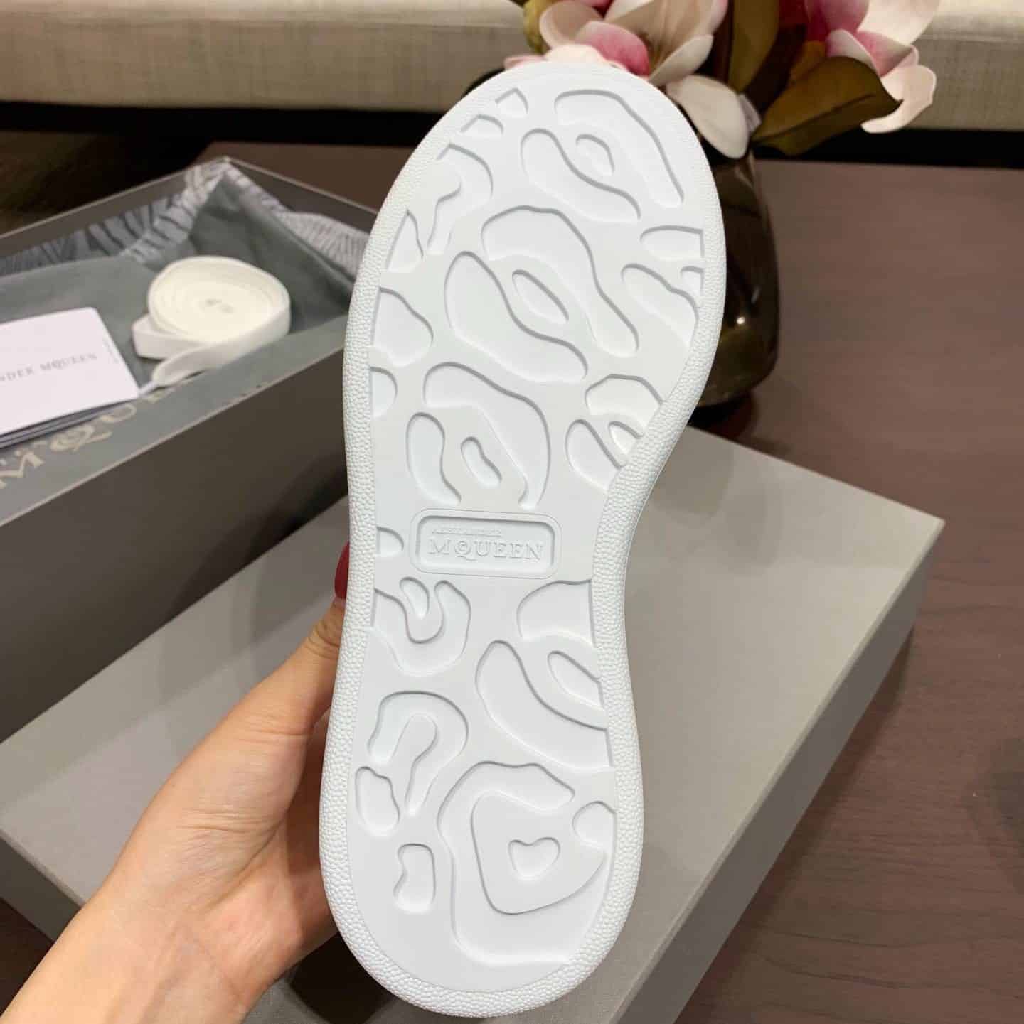 A1exa*der Mcqv*en SNEAKER- AM9