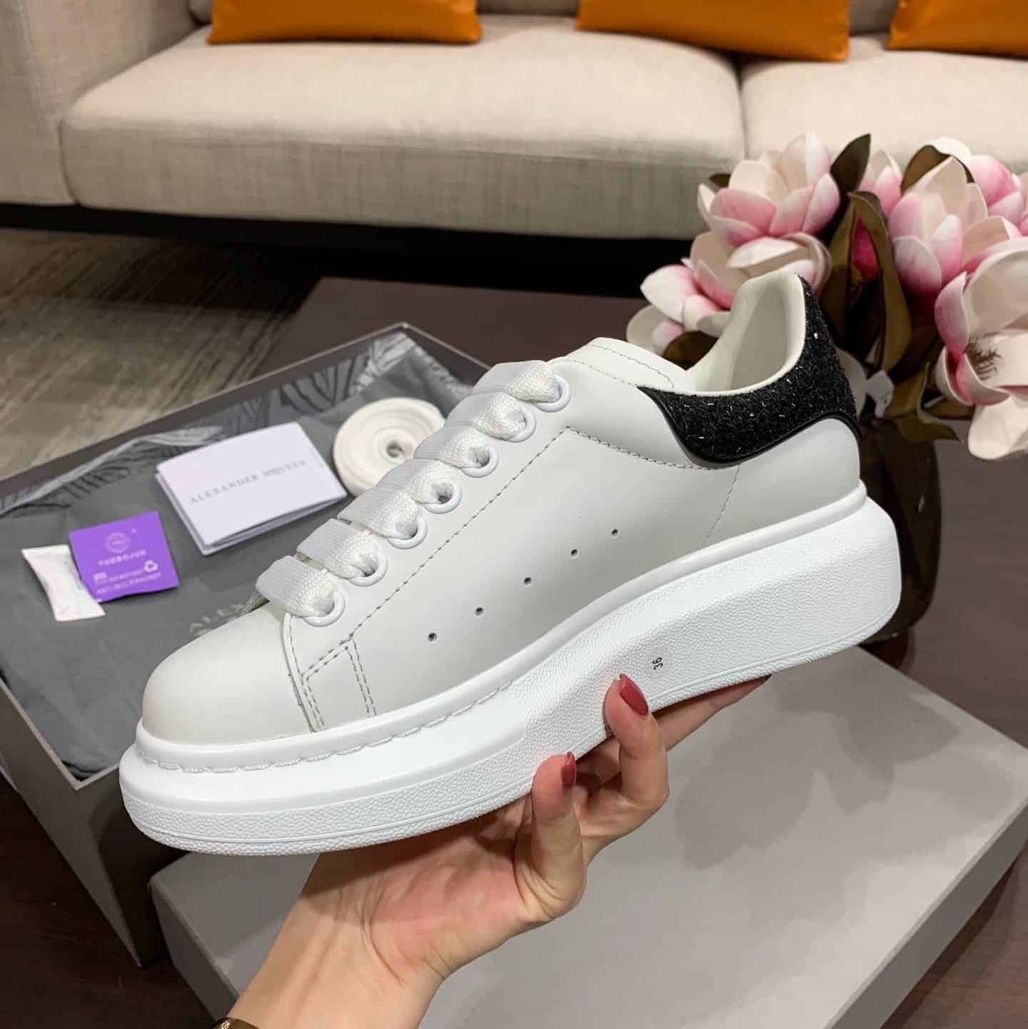 A1exa*der Mcqv*en Sneaker Dupe - AM18