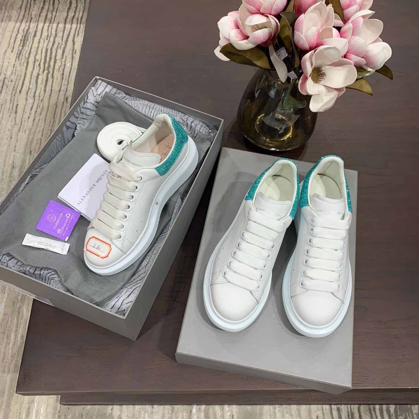 A1exa*der Mcqv*en Sneaker Dupe - AM20