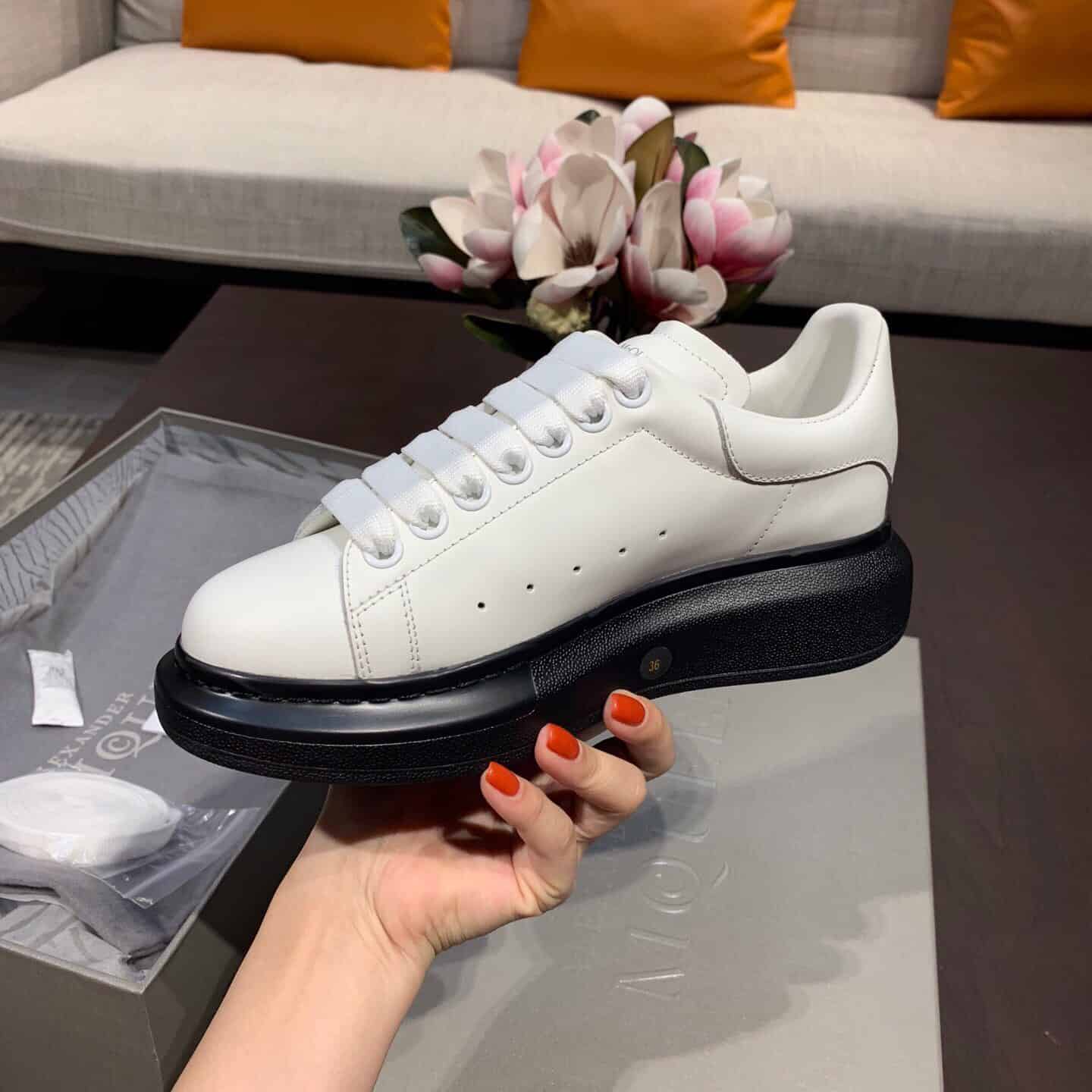 A1exa*der Mcqv*en Sneaker Dupe - AM2