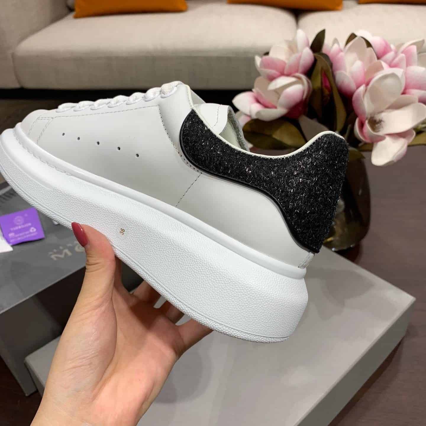 A1exa*der Mcqv*en Sneaker Dupe - AM18