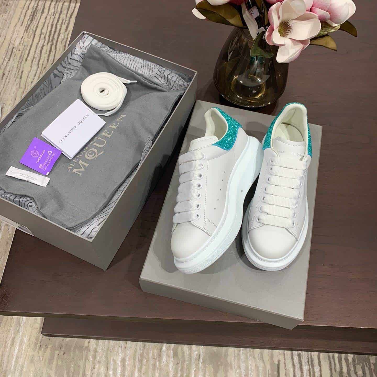 A1exa*der Mcqv*en Sneaker Dupe - AM20