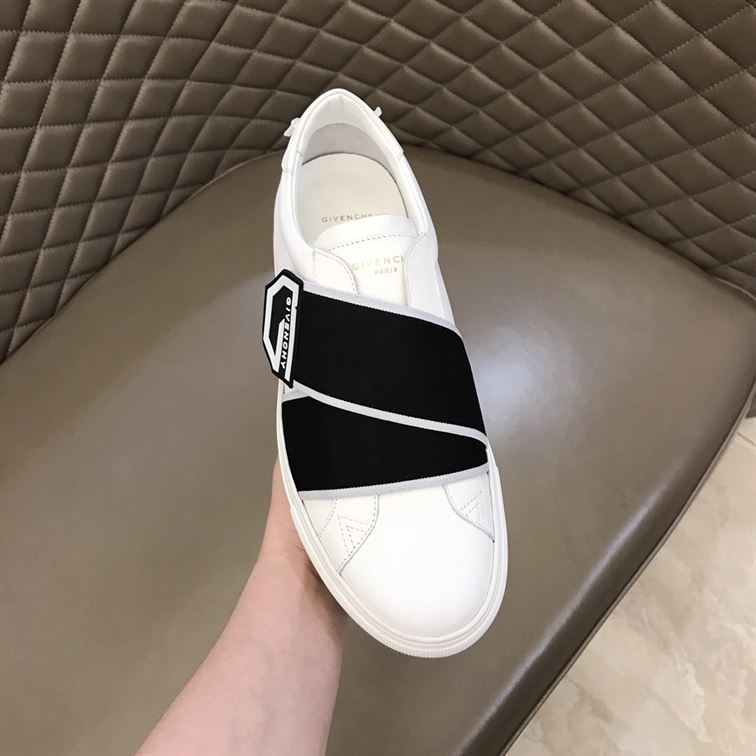 GIVENCHY ELASTICATED LOGO STRAP SNEAKERS   GVC004