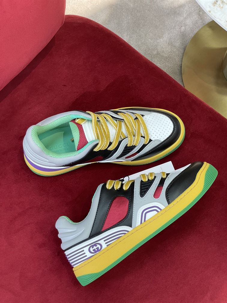 Gvc*1 BASKET SNEAKER IN BLACK DEMETRA   GCC111