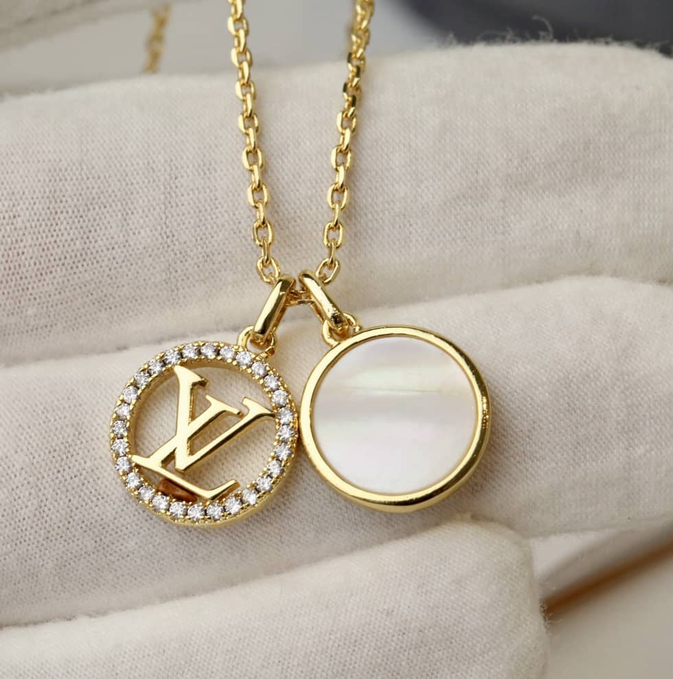 Knockoff L0vis Vvtt0n Logo Necklace