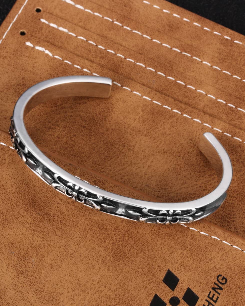 High Quality Ch*0me He**ts Bracelet