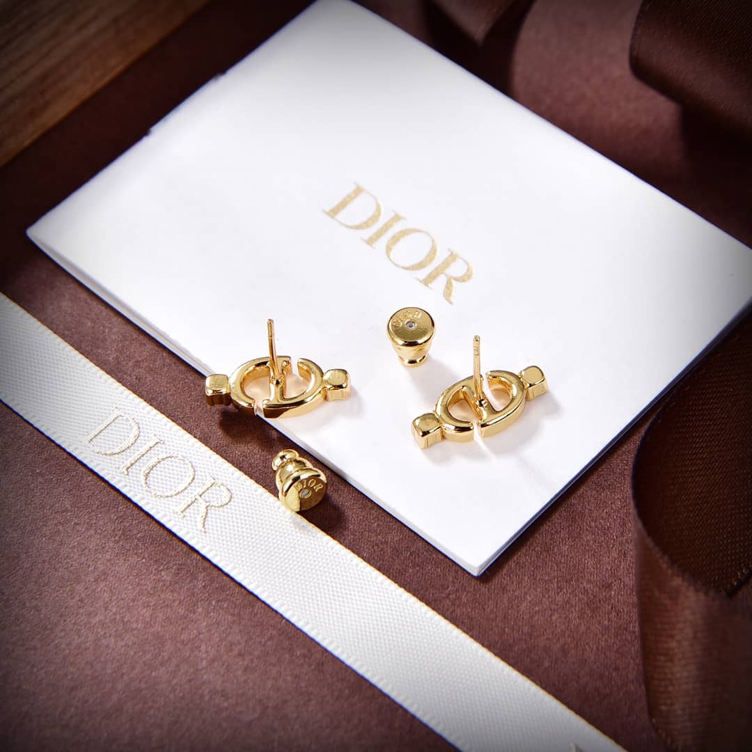 Wholesale Chr1st1an D10r AAA+ Earring