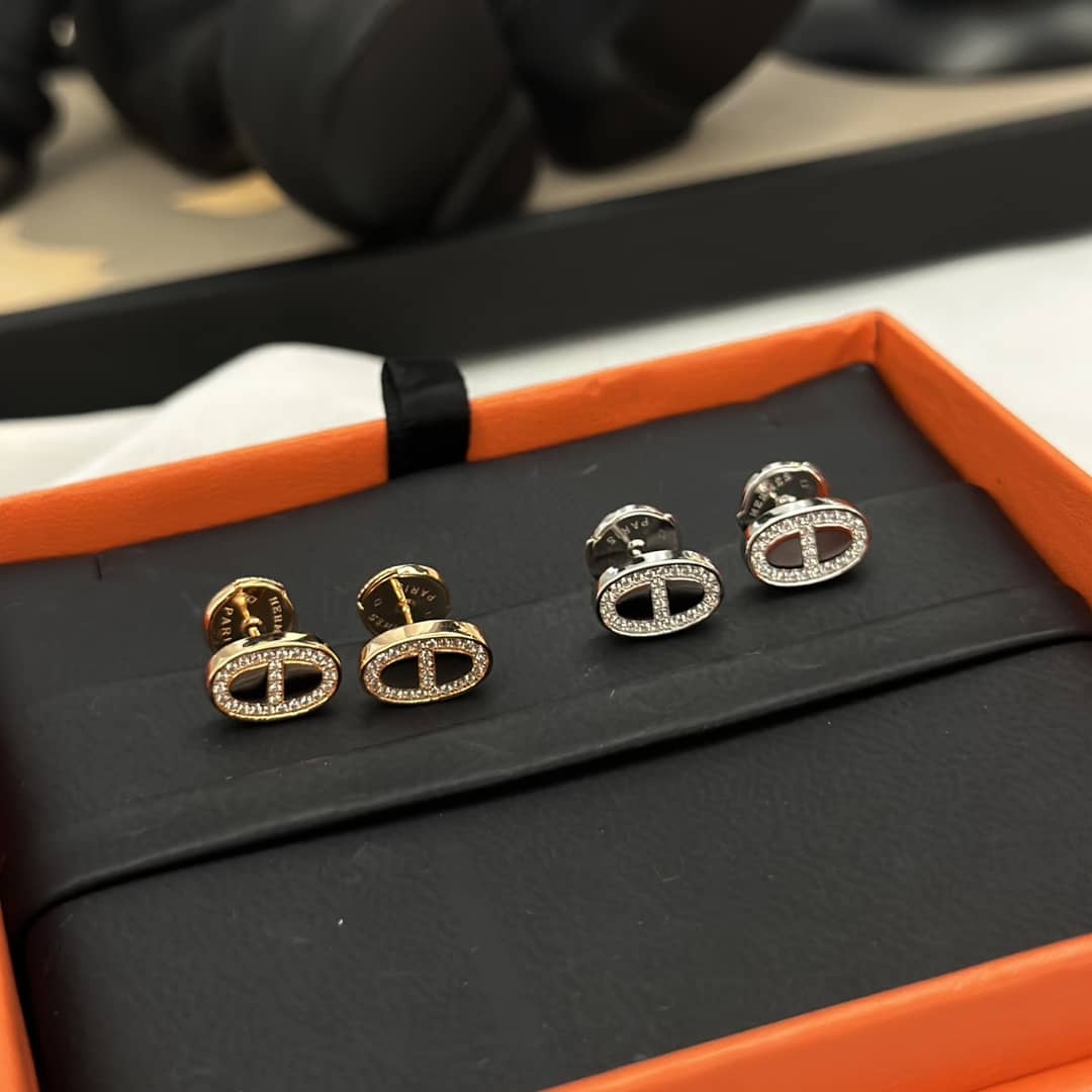 Wholesale H**me5 Logo Earring