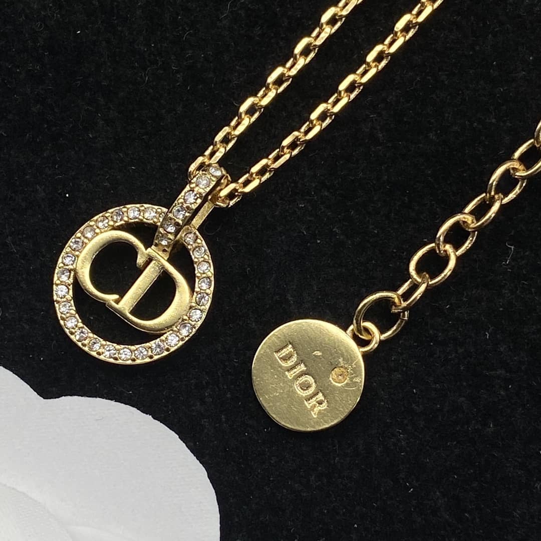 Chr1st1an D10r Necklace First Copy