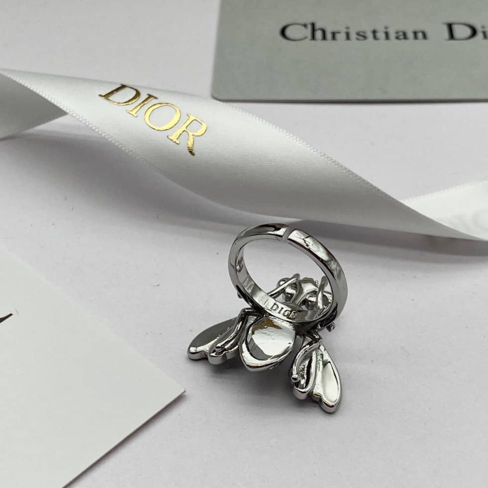 Best Chr1st1an D10r Classic Ring