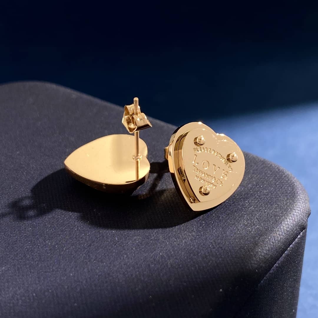 T*f*ny Earring For Sale