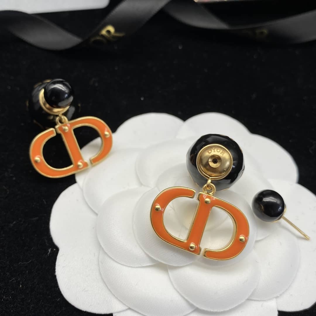 Wholesale Chr1st1an D10r AAA+ Earring