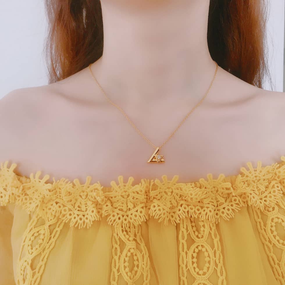 Knockoff L0vis Vvtt0n Logo Necklace
