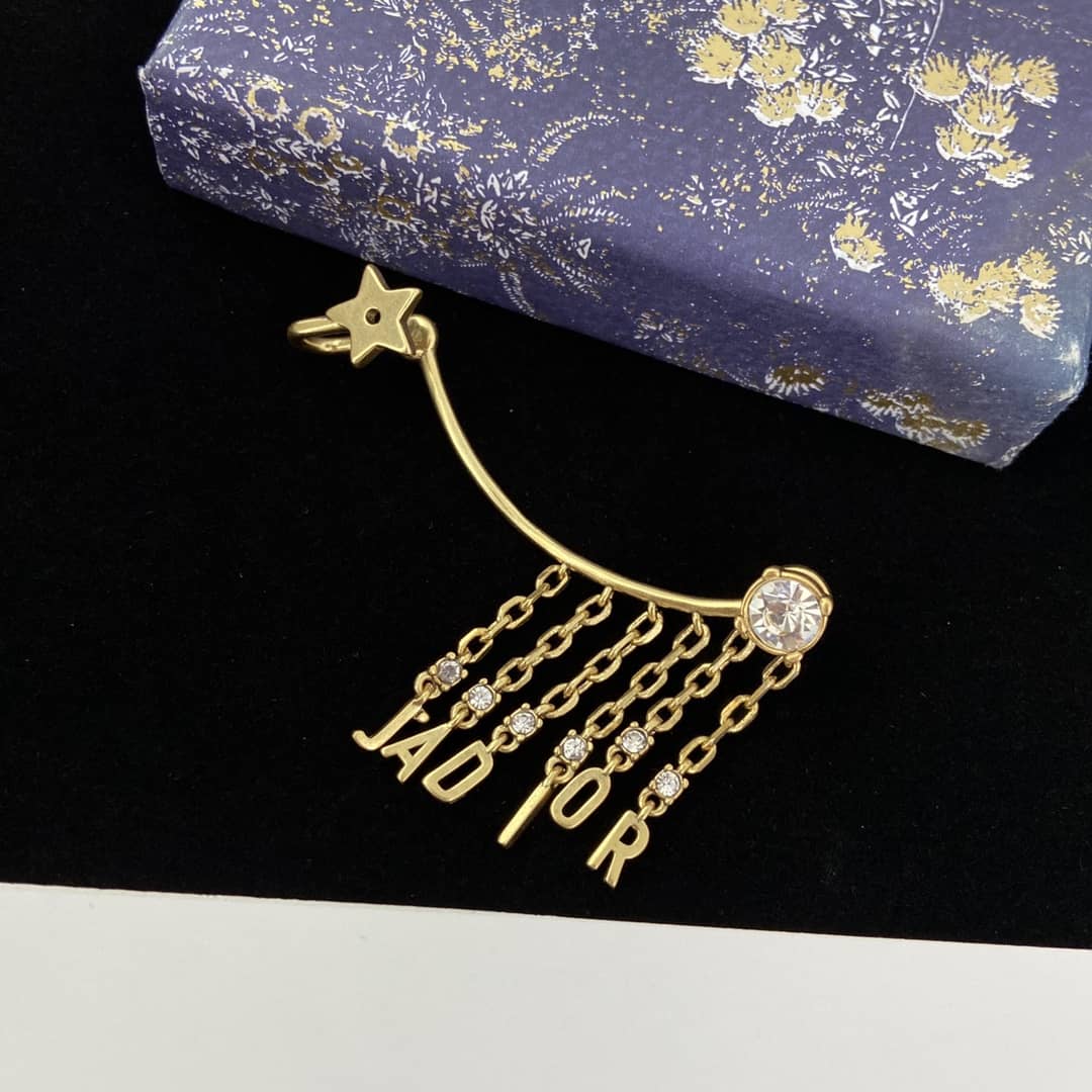 7 Star Chr1st1an D10r Earring