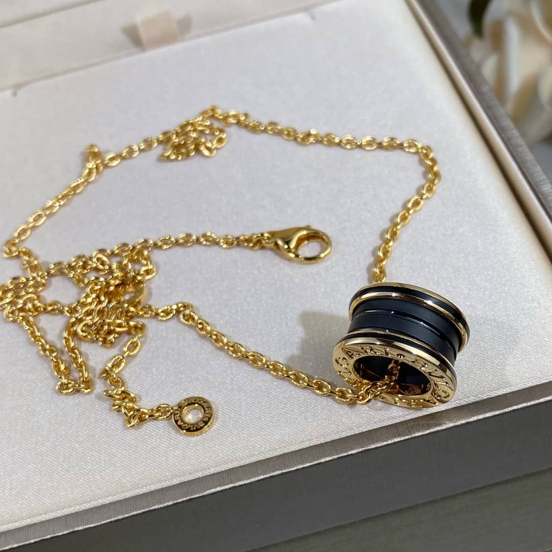 Bv1g*ai Necklace Copy