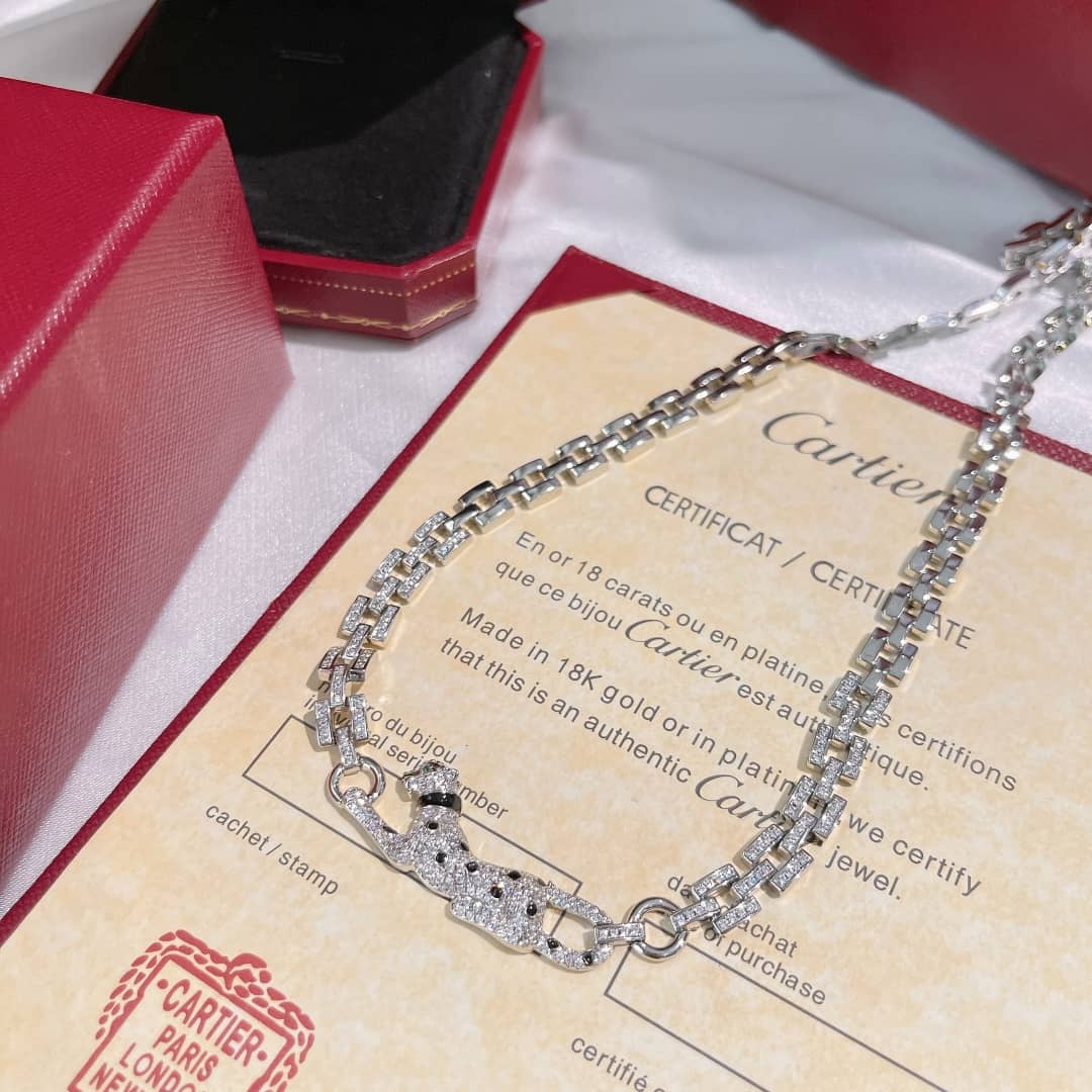 Ca*t1er Necklace For Sale