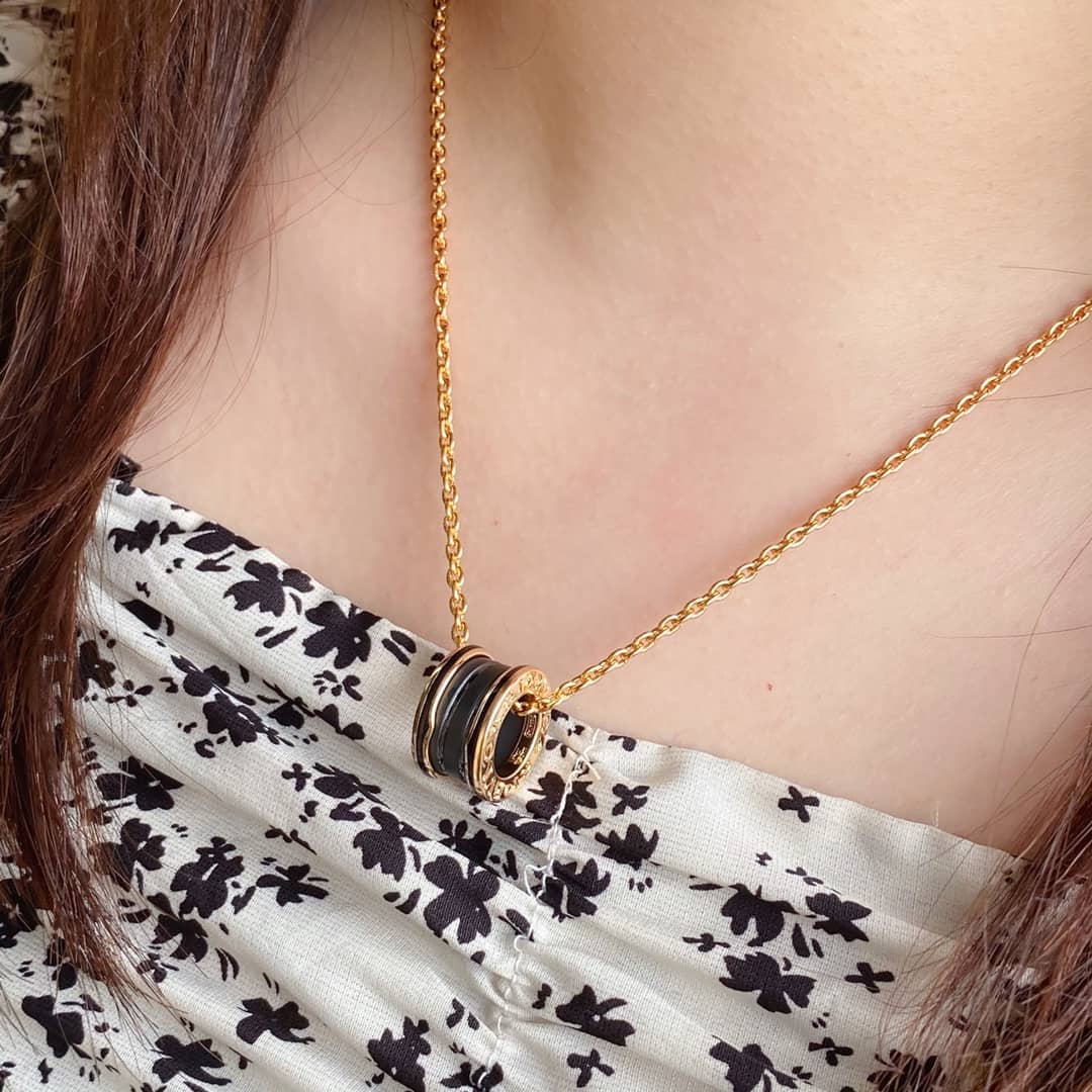 Bv1g*ai Necklace Copy