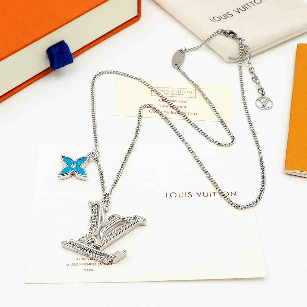 Wholesale L0vis Vvtt0n Logo Necklace