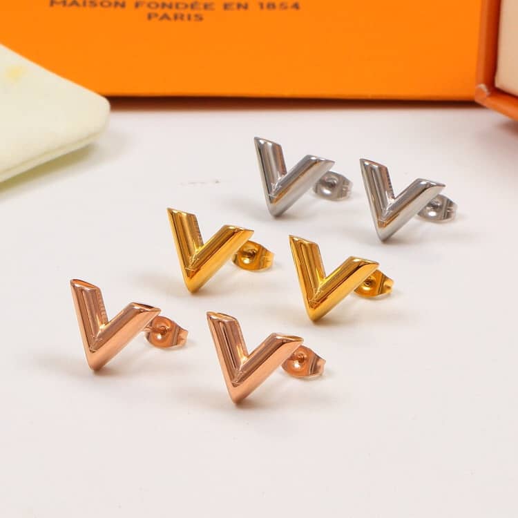 Top Quality L0vis Vvtt0n Earring