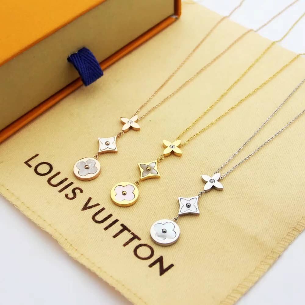 Wholesale L0vis Vvtt0n AAA+ Necklace