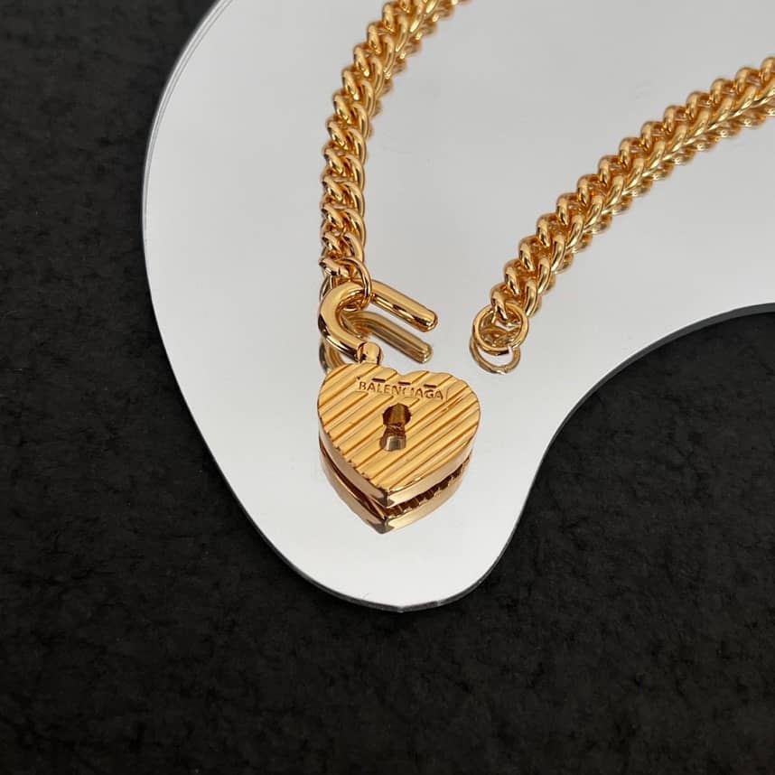 Best Ba1en*iaga Classic Necklace