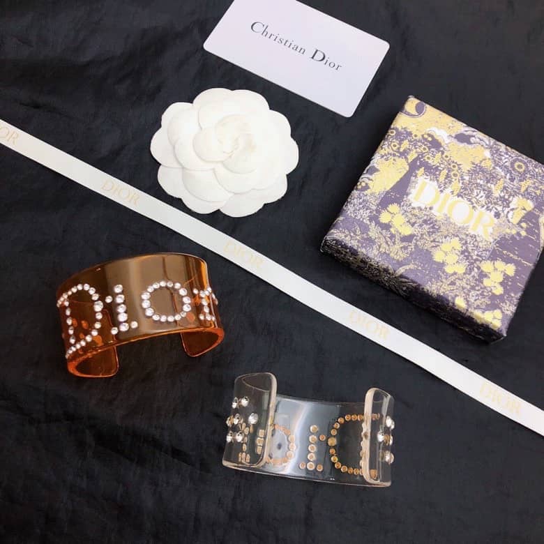 Knockoff Chr1st1an D10r Logo Ring